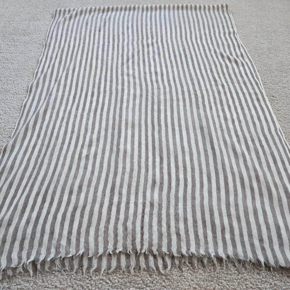 NWOT Lightweight Gauzy Cashmere Scarf Wrap Ivory with Brown Stripes - Picture 8 of 14